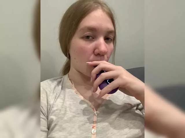 Vita-min-4ik webcams show profile image 