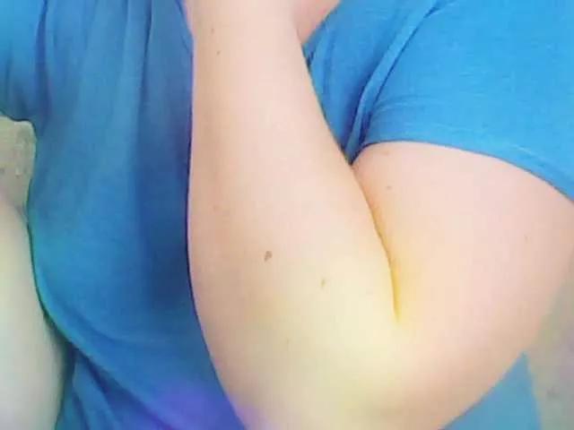 XMomentX1 from BongaCams