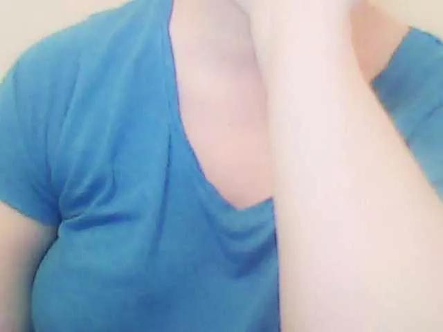 XMomentX1 from BongaCams