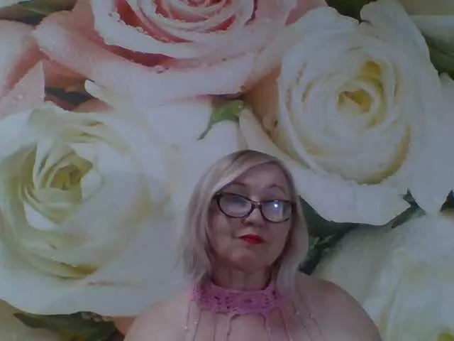 yakameliya from BongaCams