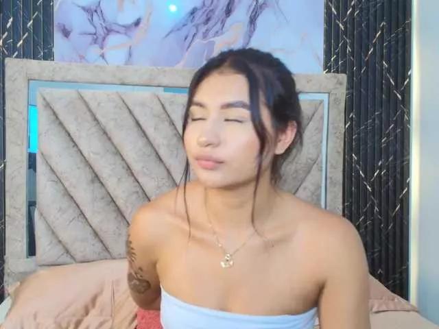 Zayyda from BongaCams