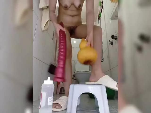 Zizimi from BongaCams