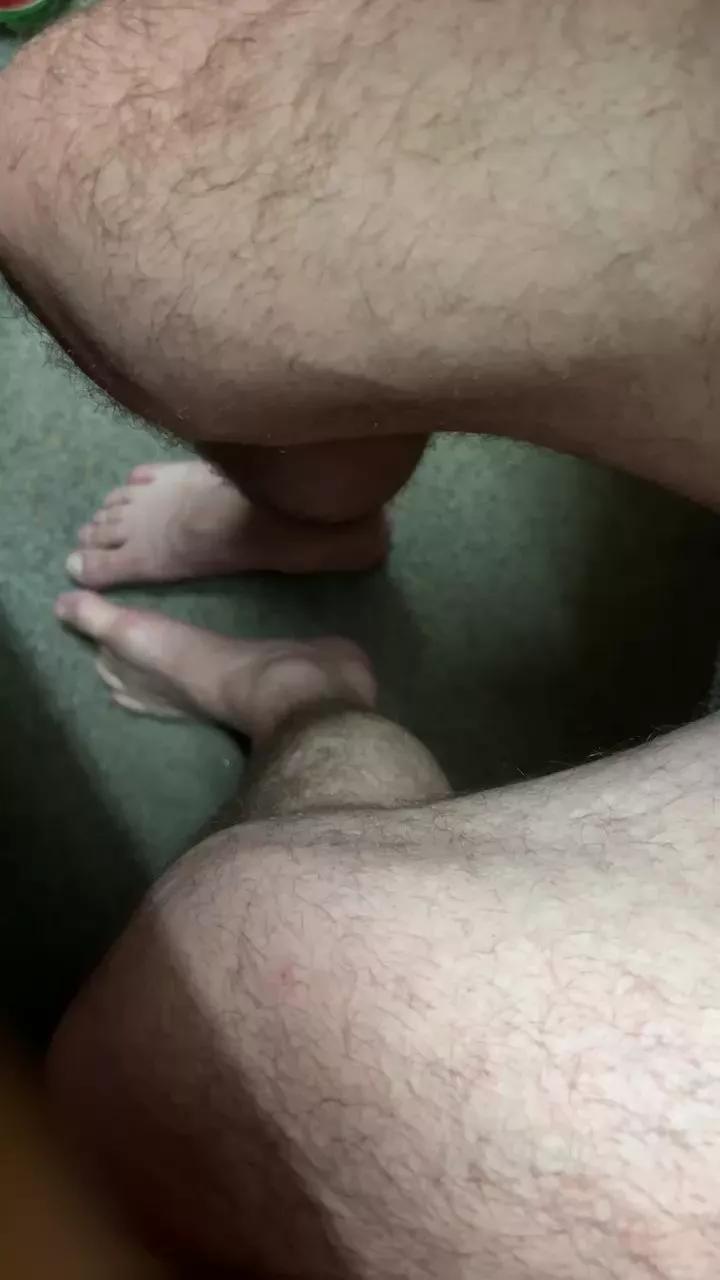 222Tom222 from Cam4