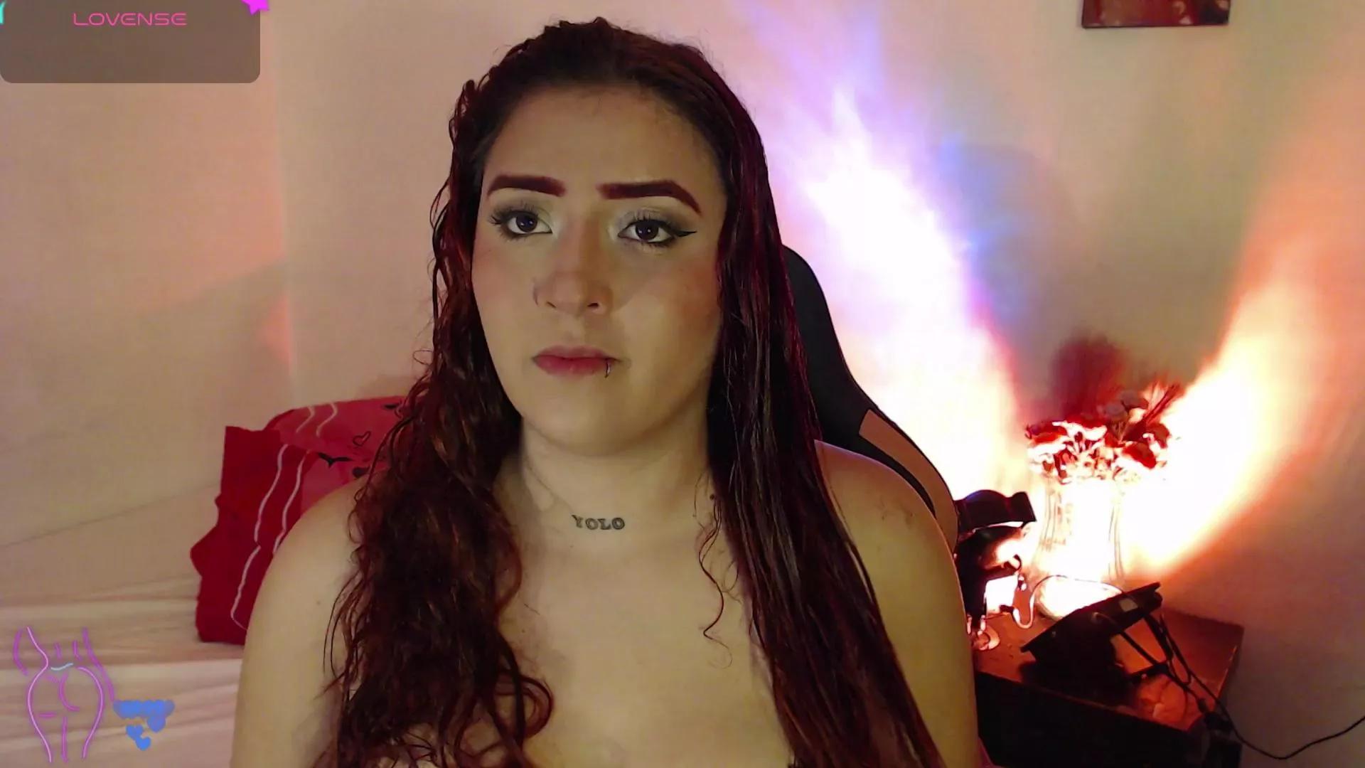 _alaia_sweet_ on Cam4