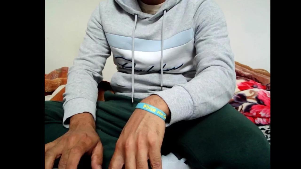 Aazbbz20 from Cam4