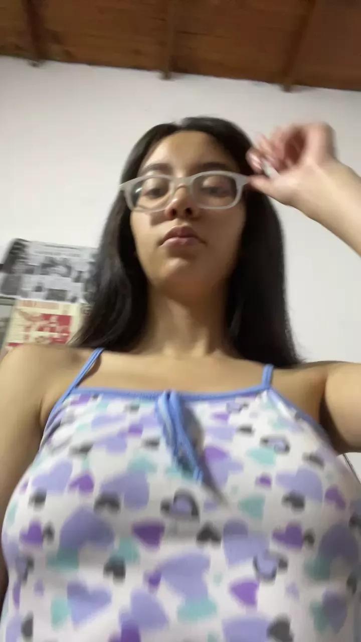 AbbyGlow from Cam4