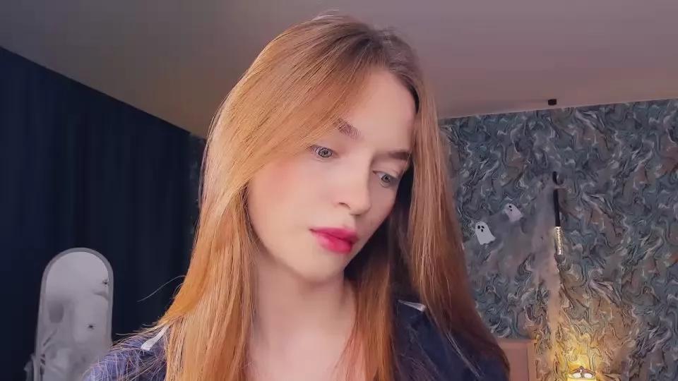 AccaCritchlow from Cam4