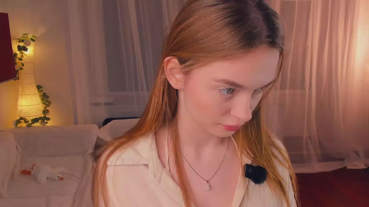 AccaCritchlow from Cam4