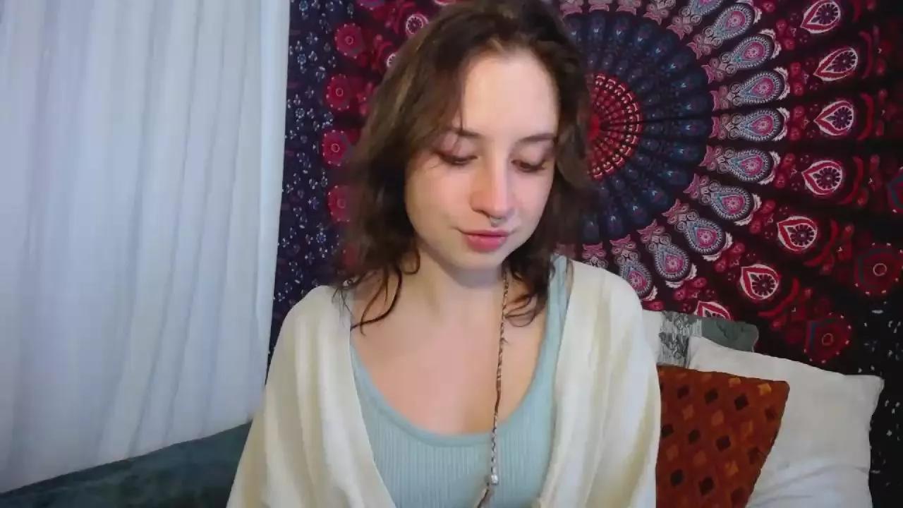 AdalynMystery from Cam4