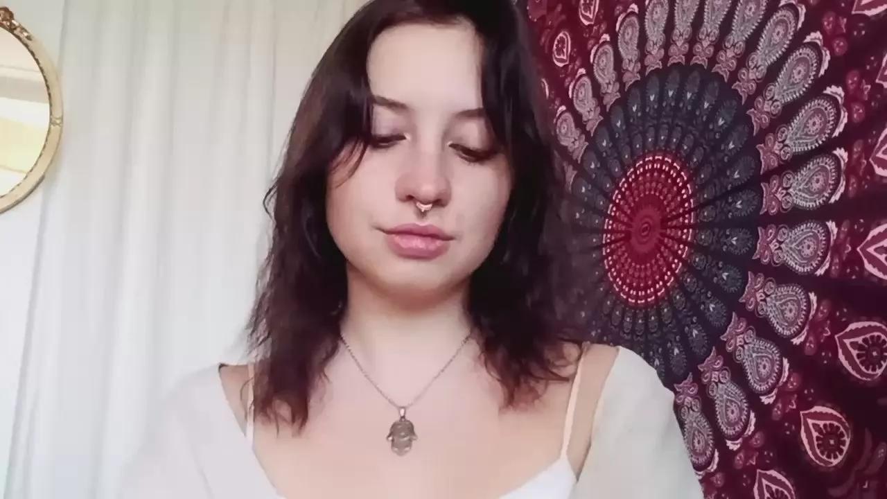 AdalynMystery from Cam4