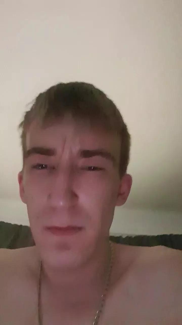 adamross1999 from Cam4