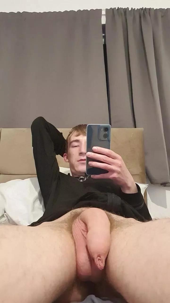 adamross1999 from Cam4