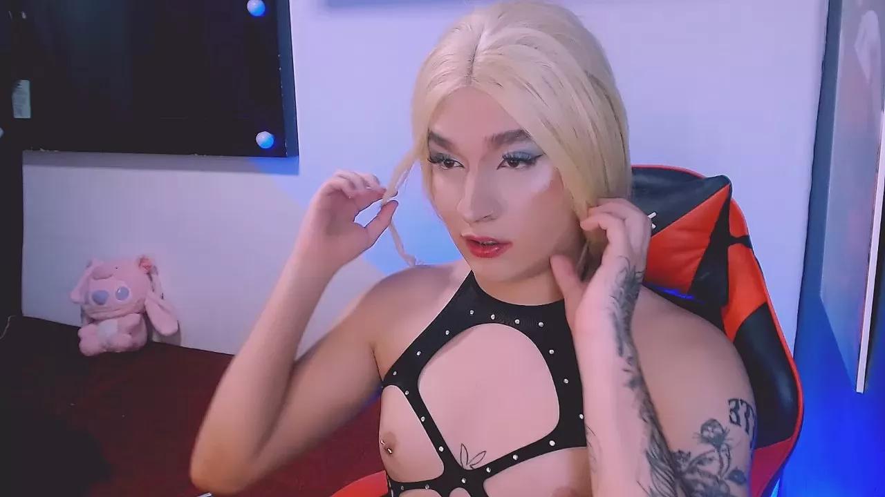 Agatha_kin from Cam4