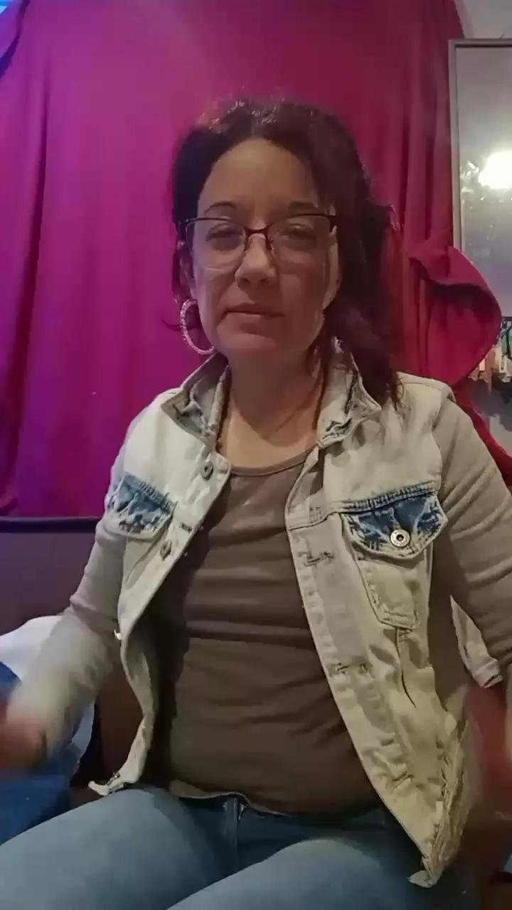AlejandritaMilf webcams show profile image 