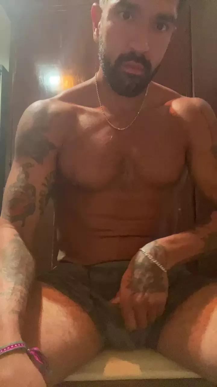 Alejo_caba24_Po webcams show profile image 