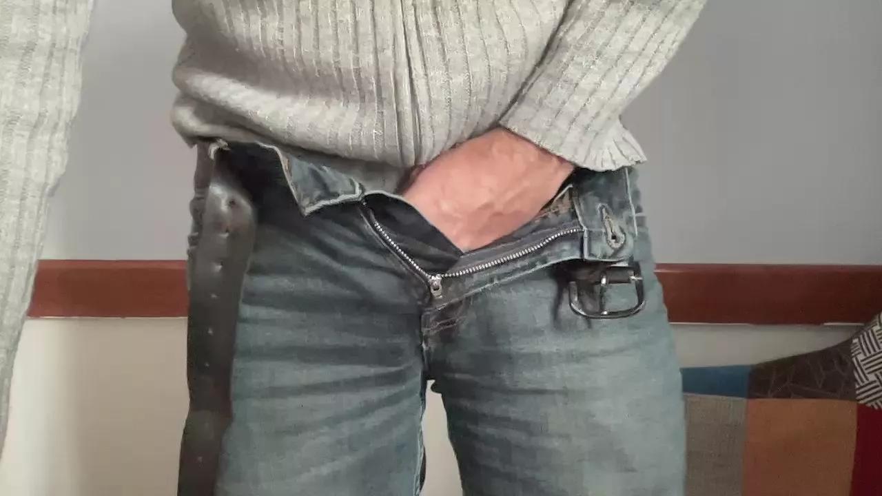 Alexcurioso24 webcams show profile image 