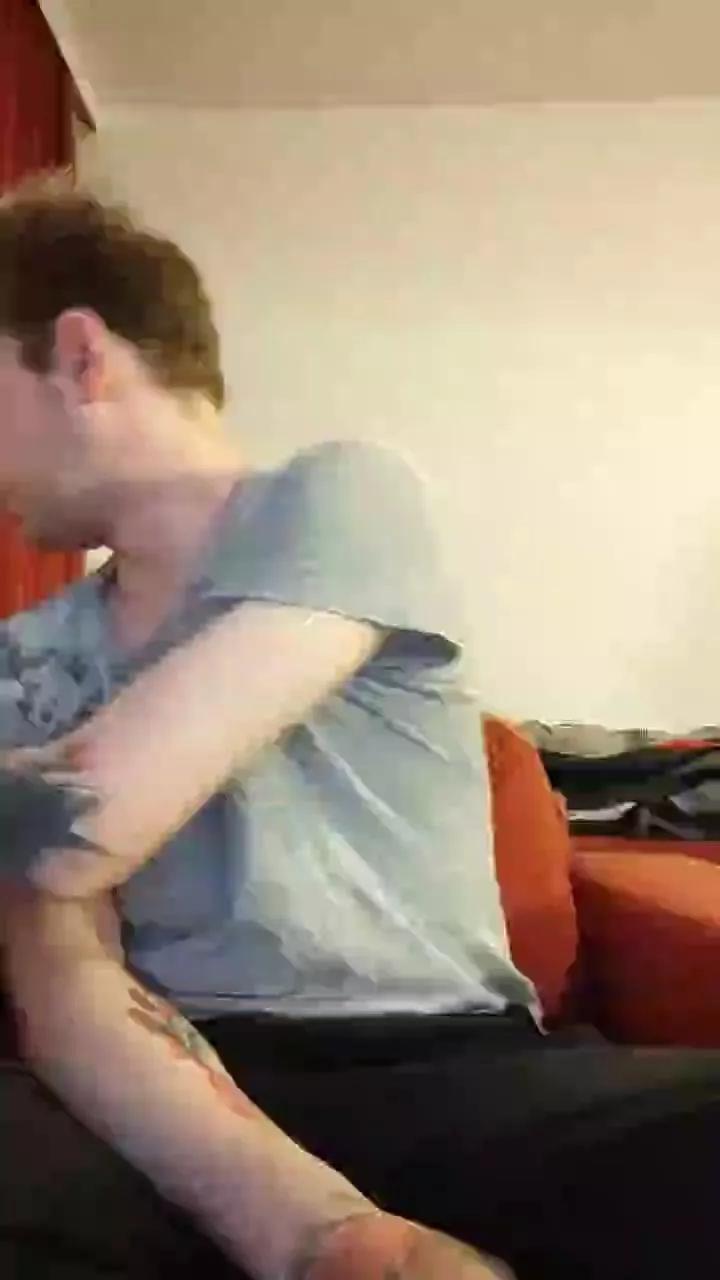 Alexmarq webcams show profile image 