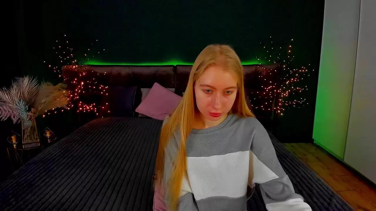 Alina__Blonde webcams show profile image 