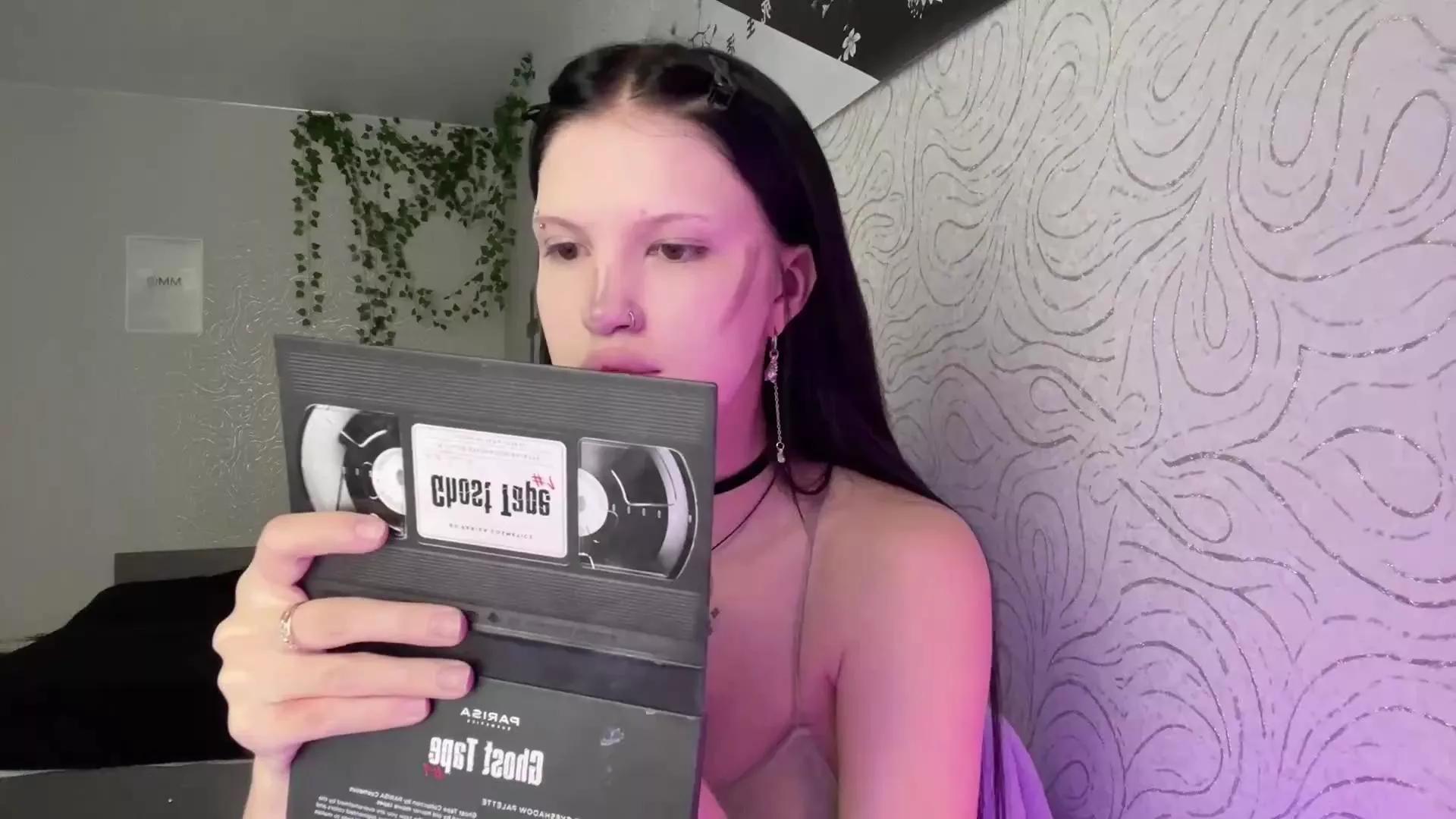 AlinaEsler webcams show profile image 