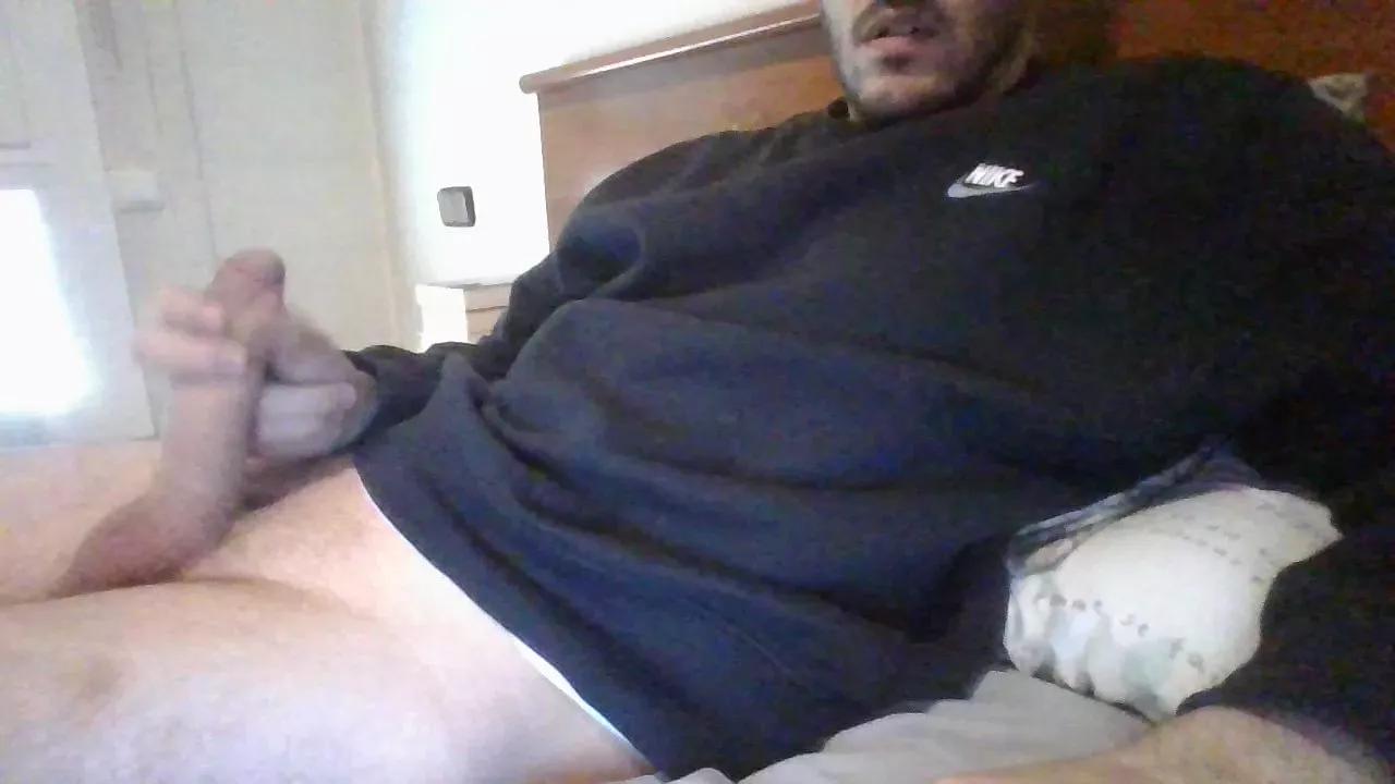 Alvarobcn34 from Cam4