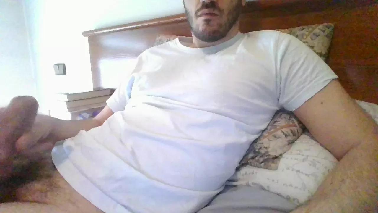 Alvarobcn34 from Cam4