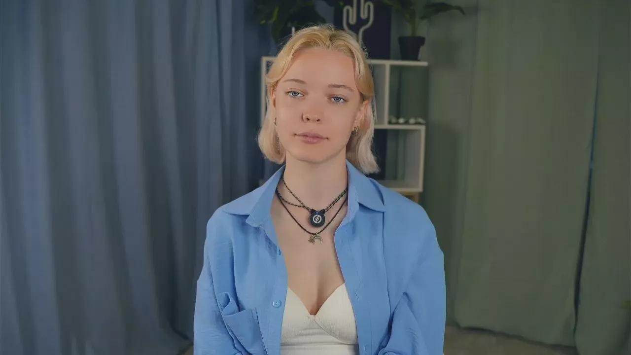 AlyceBurkert webcams show profile image 