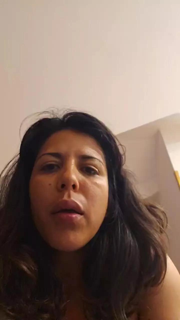 Amanaita webcams show profile image 