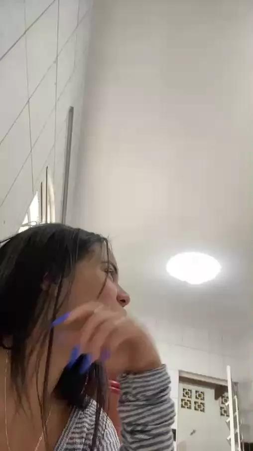 AmandaDebaro webcams show profile image 