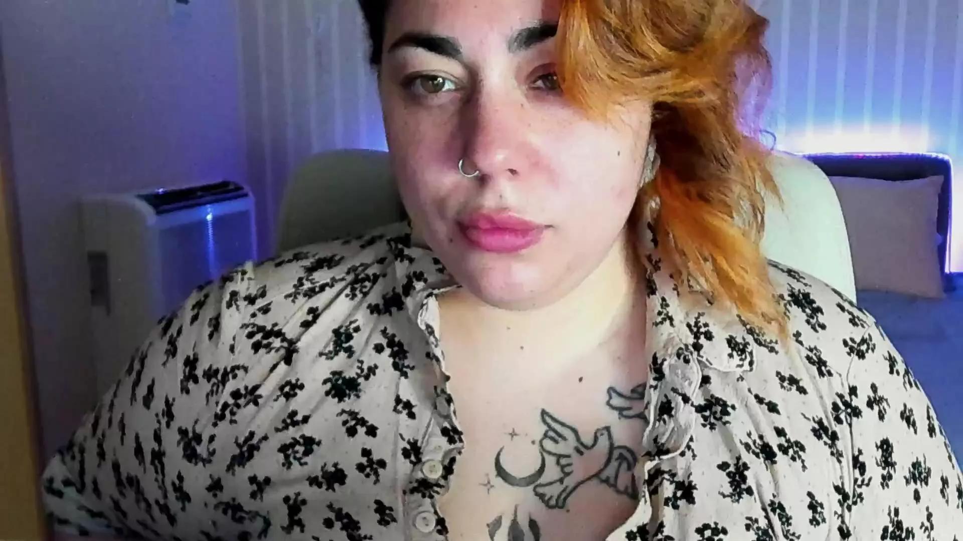 AmazonkaStar from Cam4