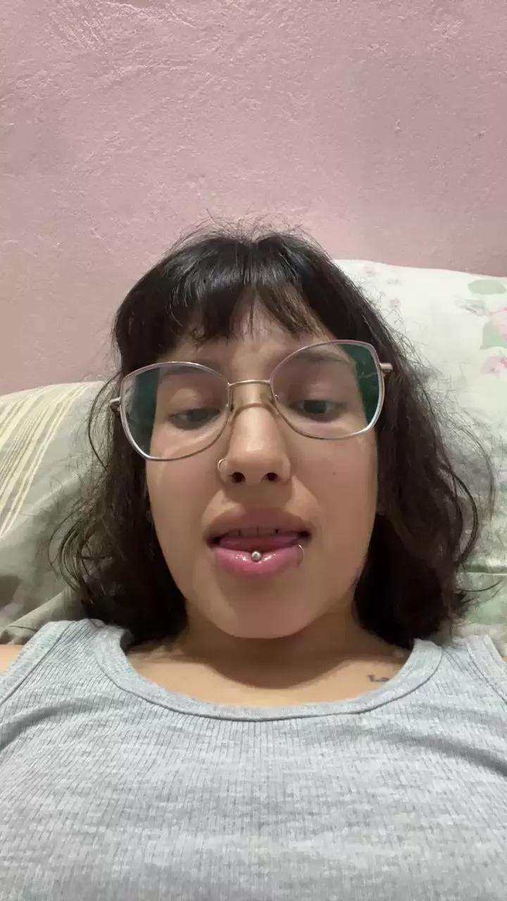 Anahi50 webcams show profile image 