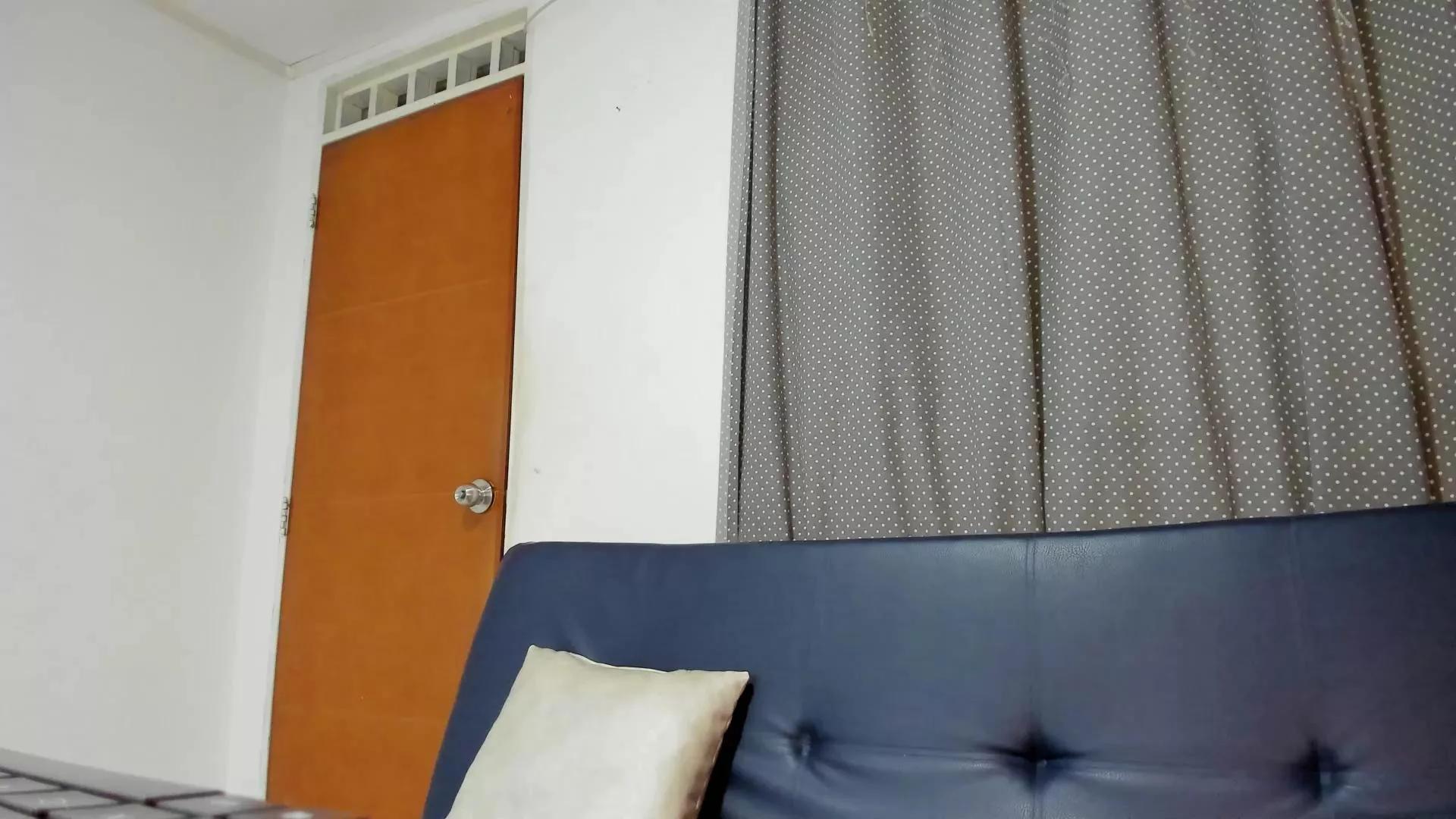 anamyle from Cam4