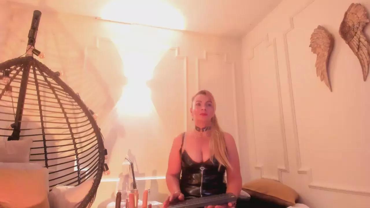 AnastasiaTaylor from Cam4