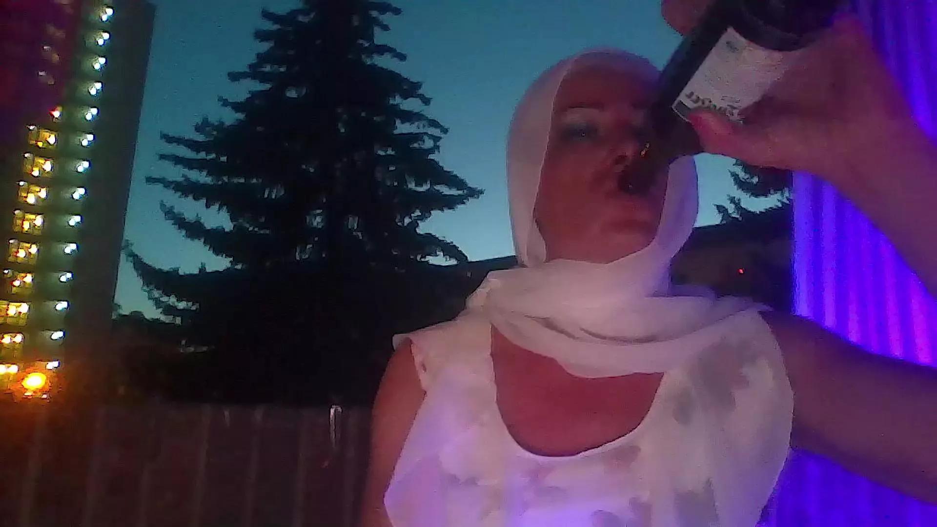 Anazone1 from Cam4