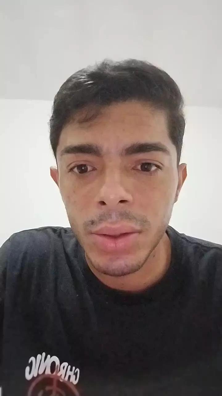 Andetsongg webcams show profile image 