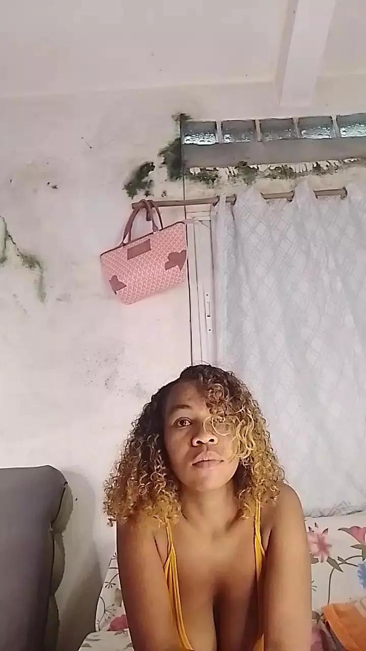 Angelita974 webcams show profile image 