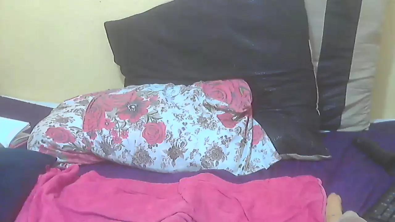 AnnabigpussyXO from Cam4