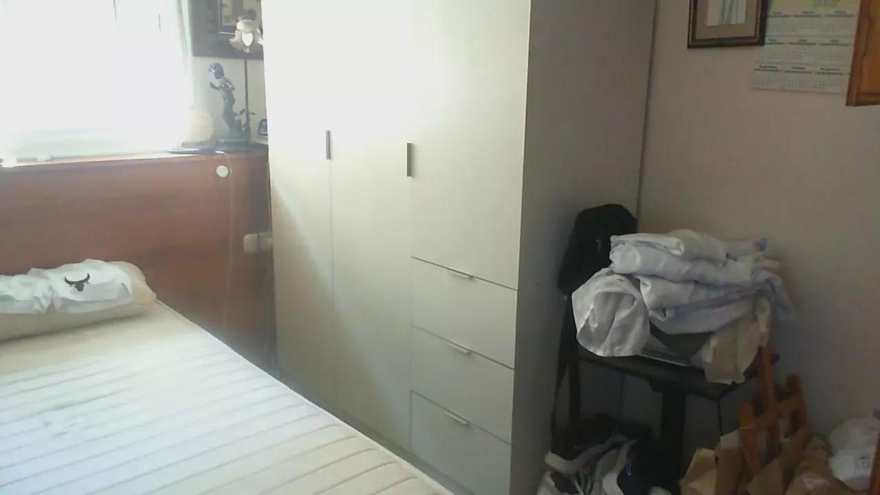 Antolm99999 webcams show profile image 