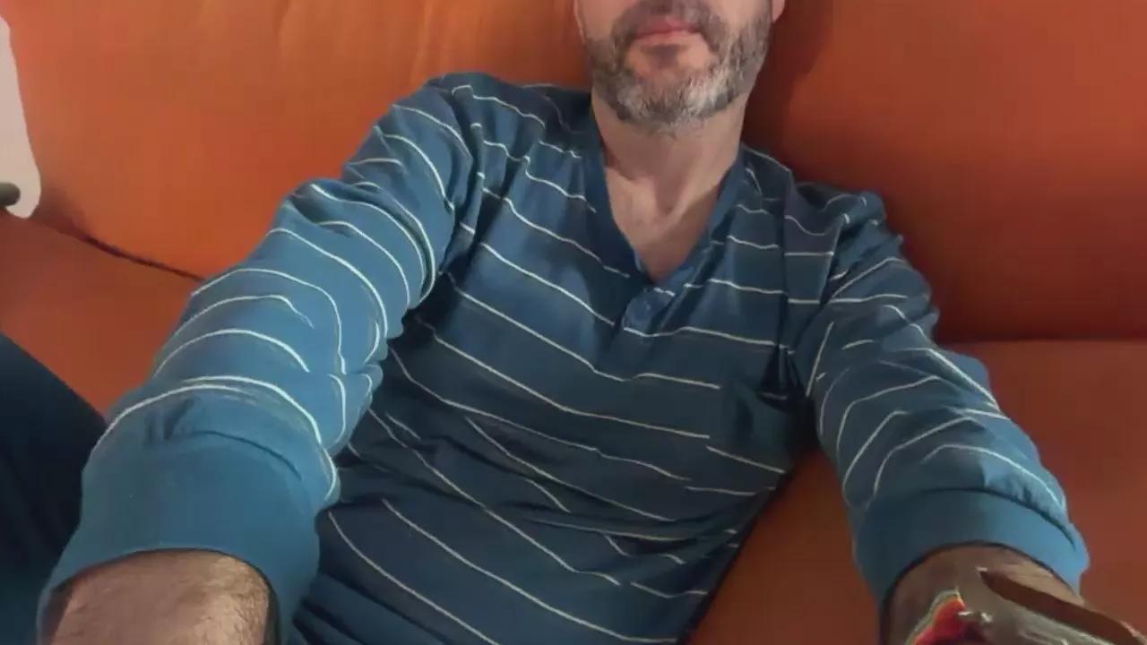 Antoni24nak webcams show profile image 