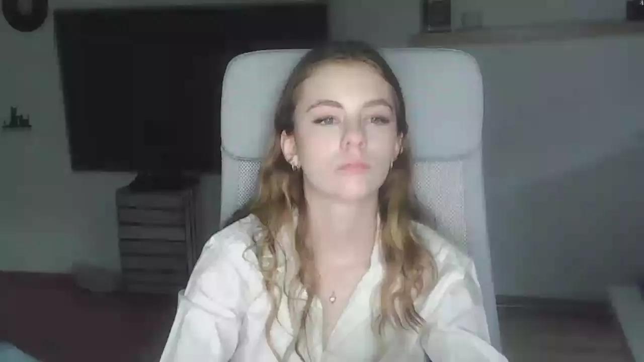 AriaYoung from Cam4