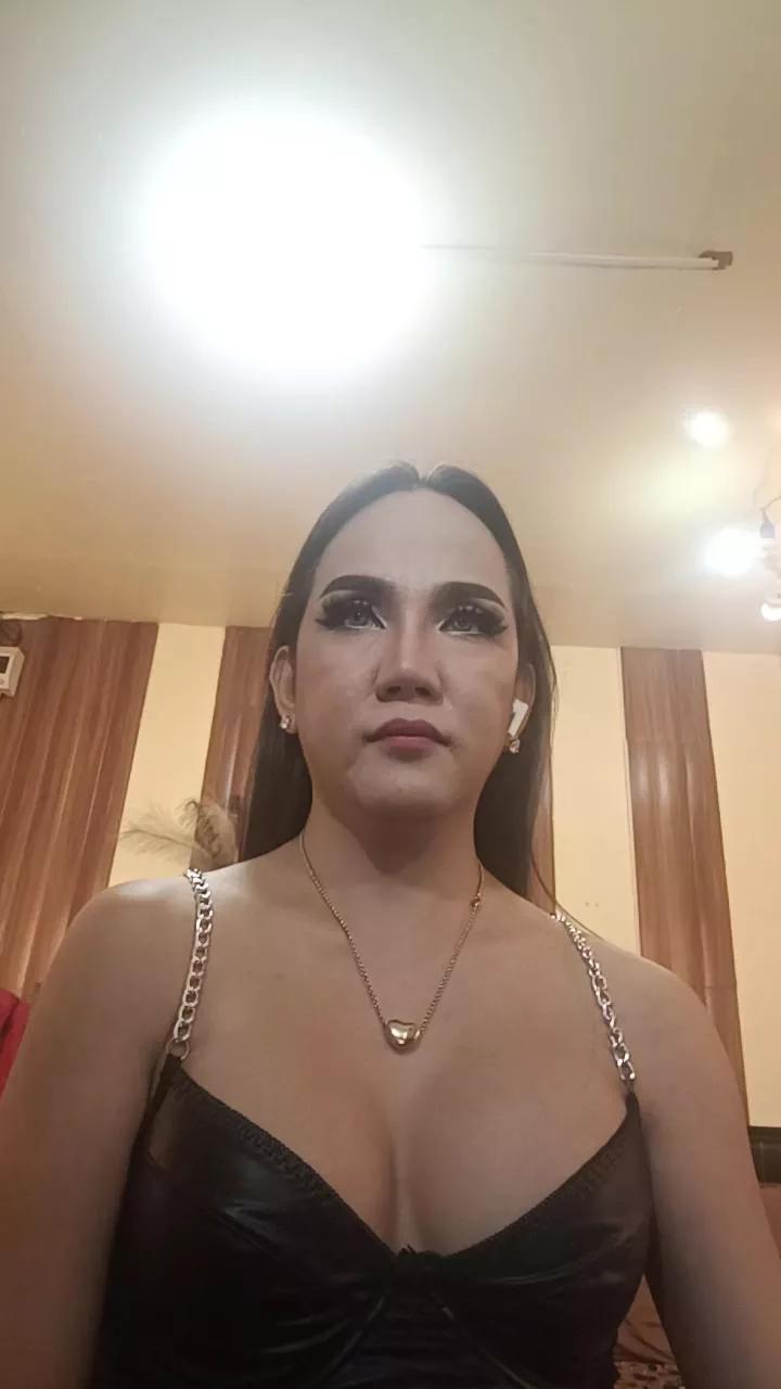 AsianDomAthena from Cam4