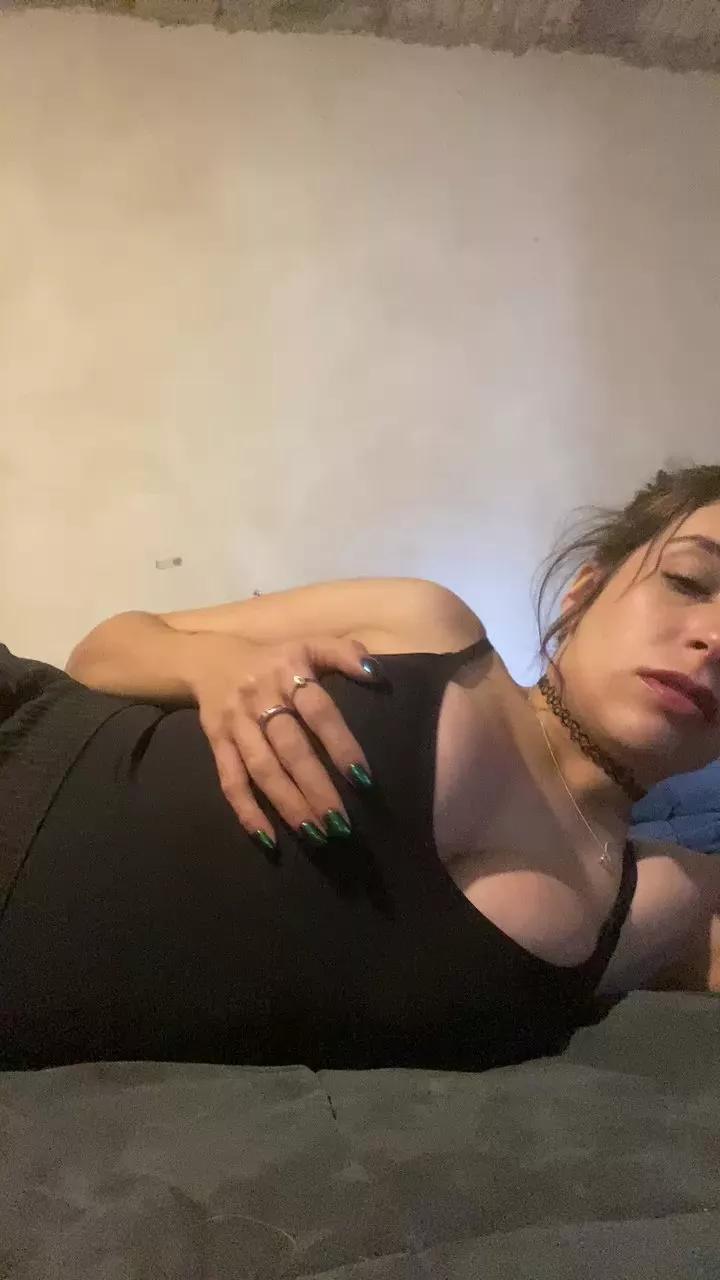 Babyalma1994 from Cam4