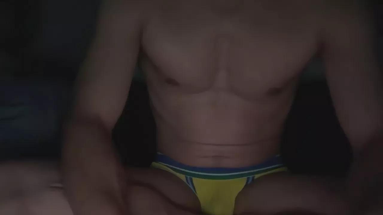 babyboyeatfing1 from Cam4