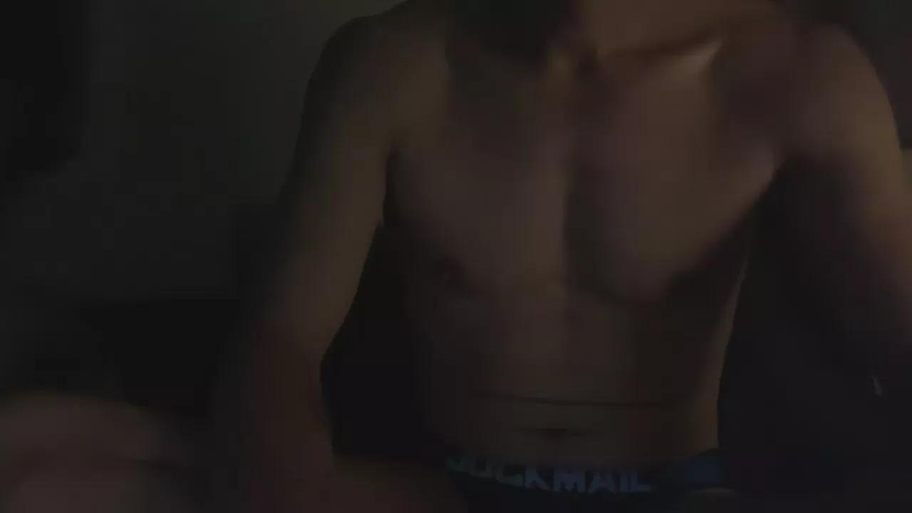 babyboyeatfing1 from Cam4