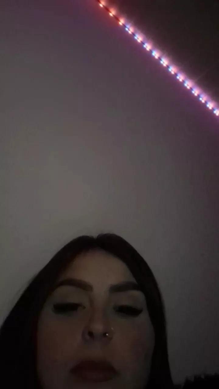 Babyhot669 from Cam4