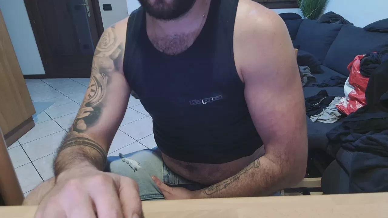 baradello91 from Cam4