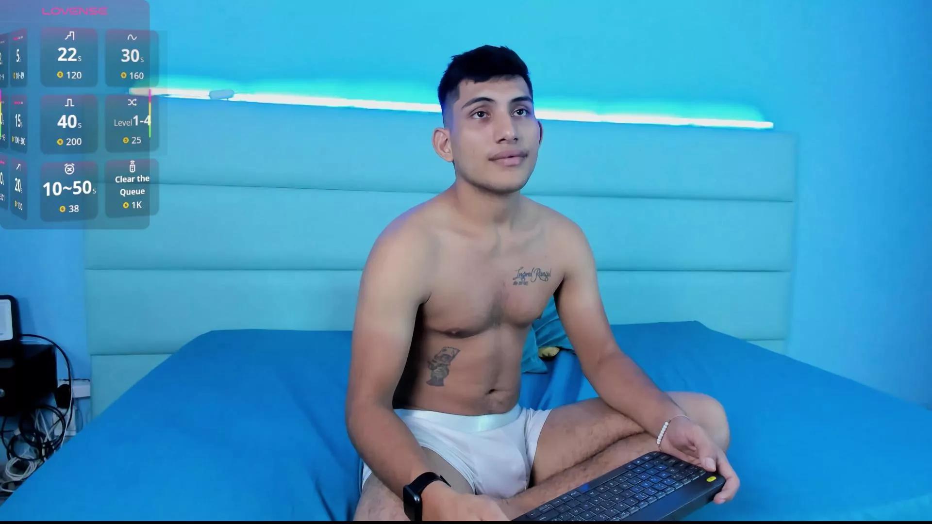 BarbieAndAndru from Cam4