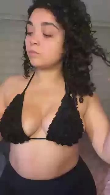 bbycurlyy from Cam4