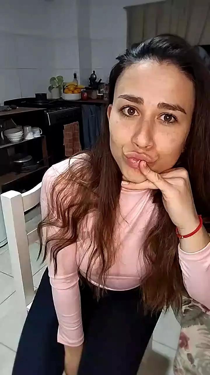 BellaBelll webcams show profile image 
