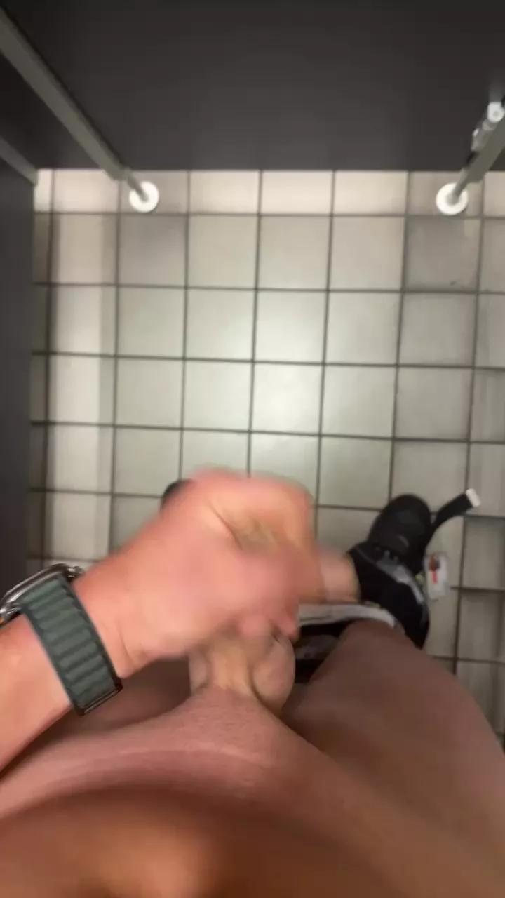 Bennyboy848 from Cam4