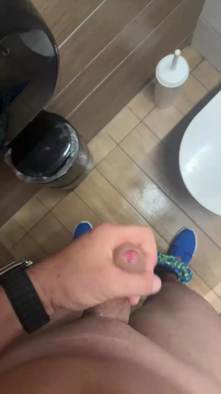 Bennyboy848 from Cam4